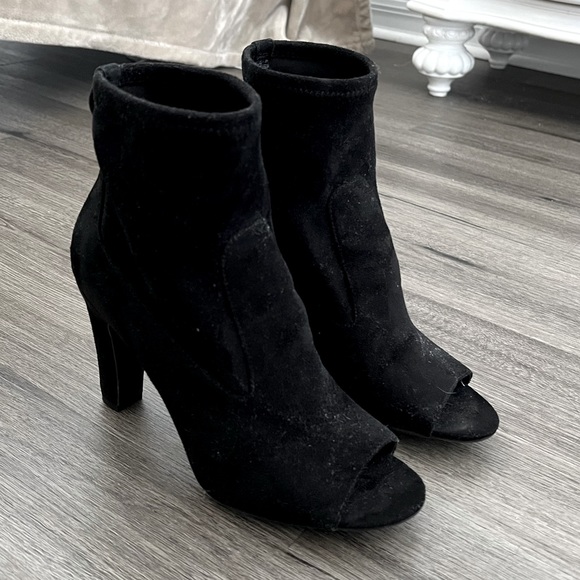 Vince Camuto Shoes - Vince Camuto open toe bootie